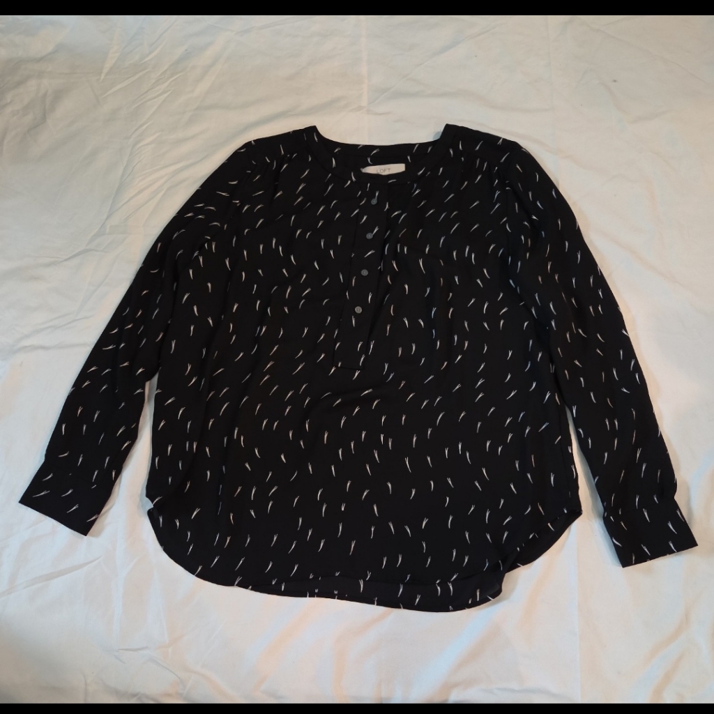 Loft Women's Size Large Black Patterned Blouse #Wt9